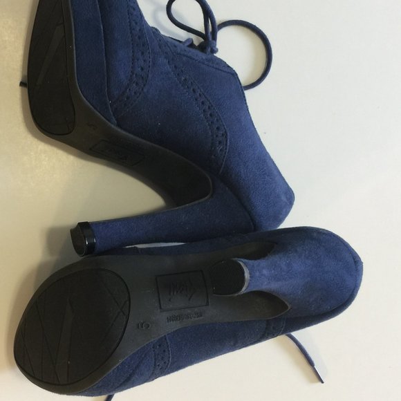 FIONA SUEDE SHOES NEW WITH TAGS-SIZE 5 - Picture 4 of 4